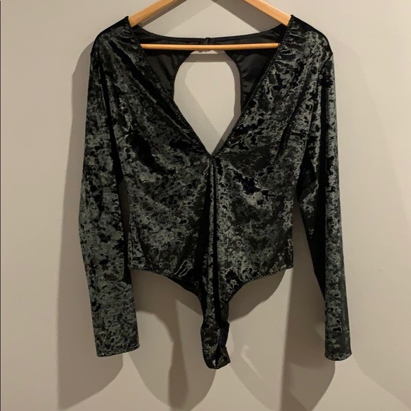 victoria's secret - velvet bodysuit - Picture 3 of 5